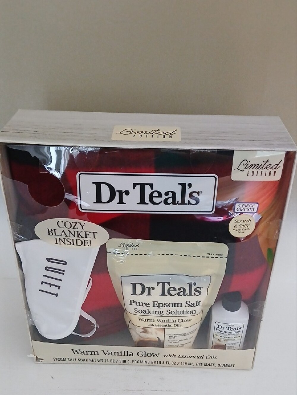 Dr Teal's Warm Vanilla Glow Gift Set - Picture 3 of 3